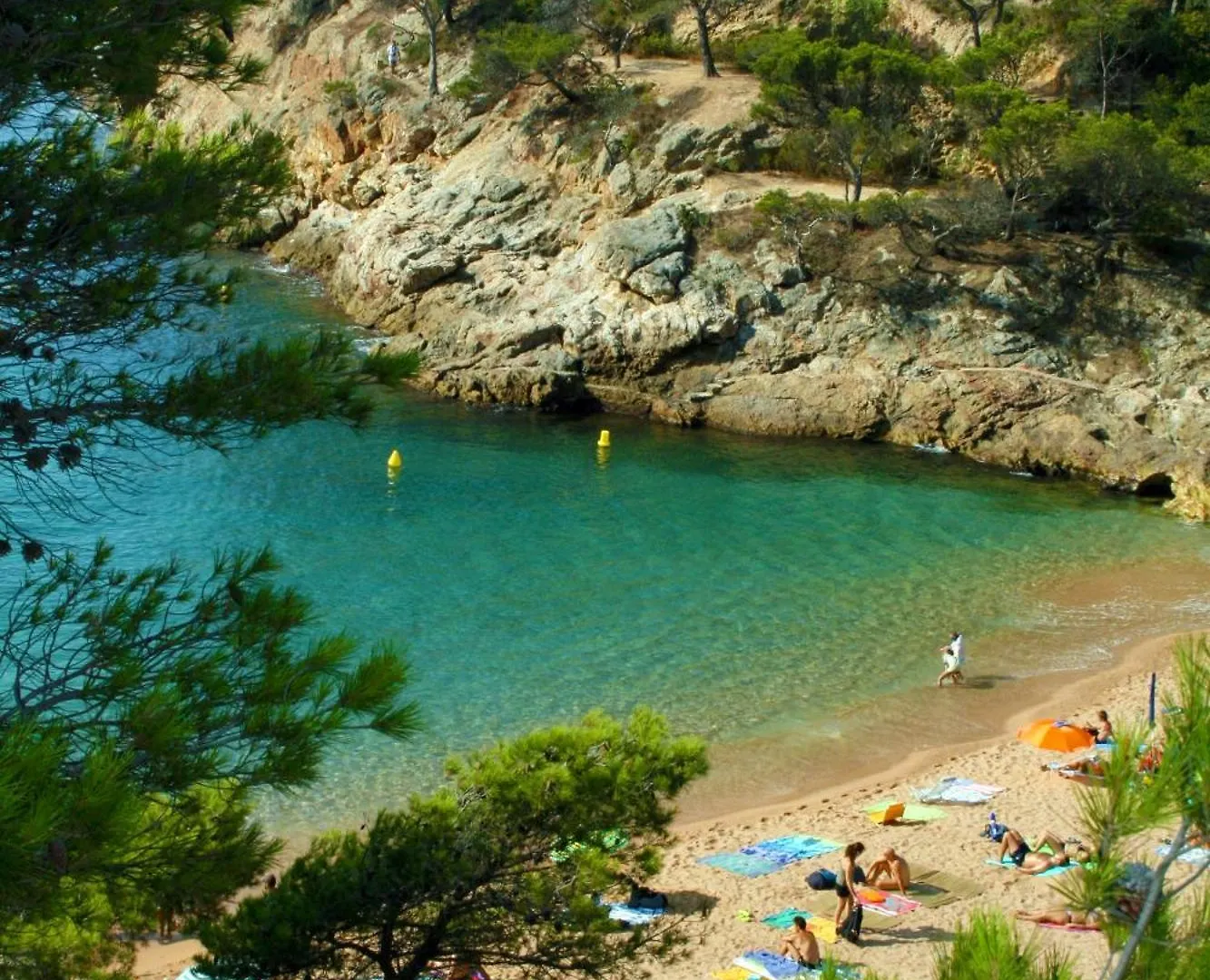 Camping Cala Pola Tossa de Mar Campeggio