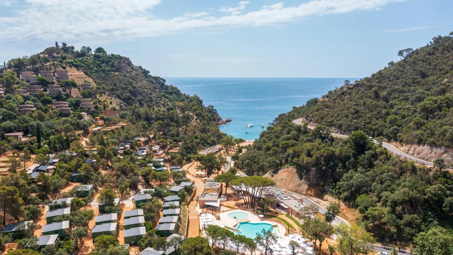 Camping Cala Pola location